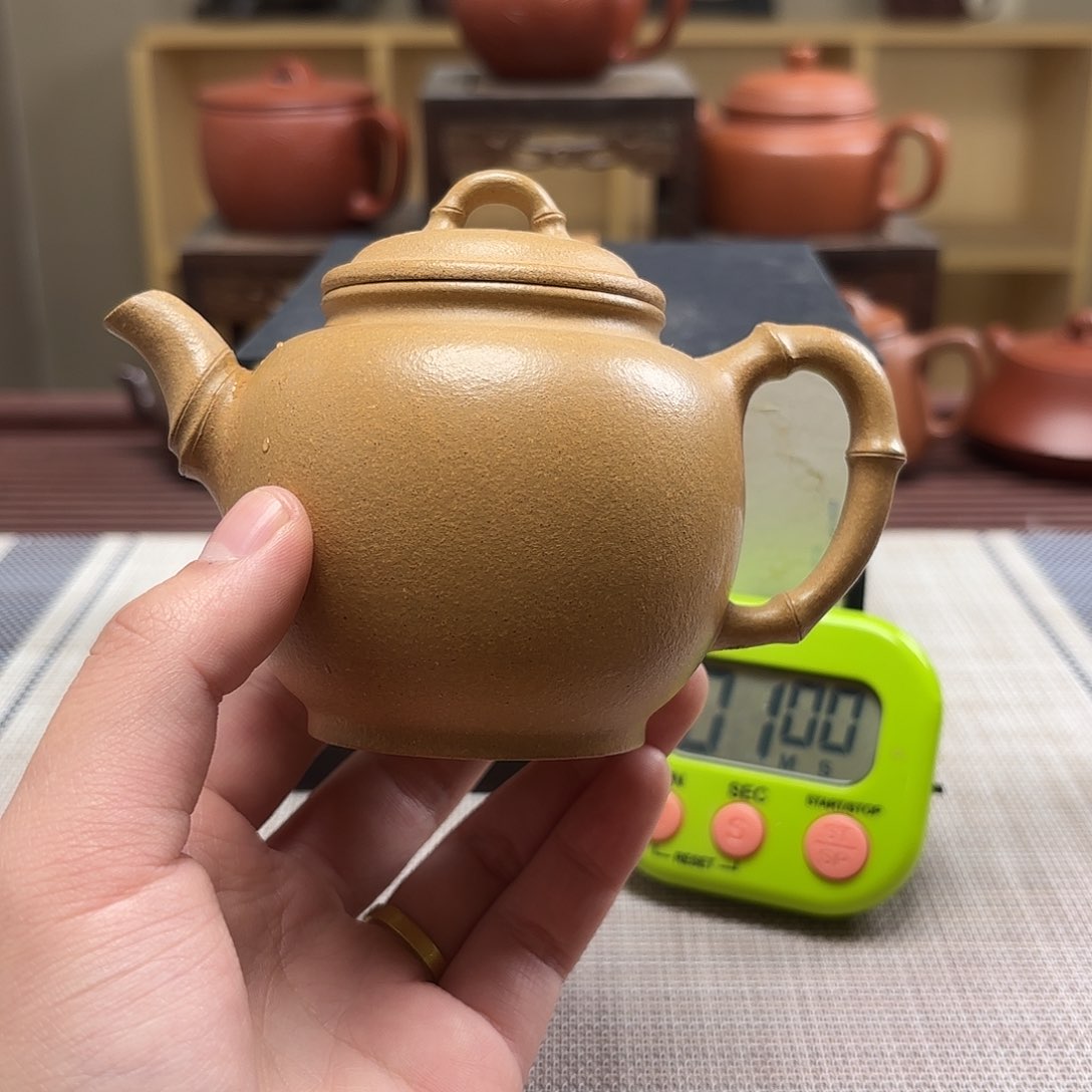 紫砂茶壶侯**见微瑕处理