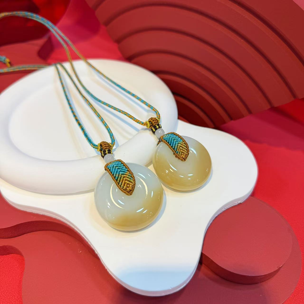 编绳39*13mm糖料平安扣吊坠（多样性发其一）HNZ12391