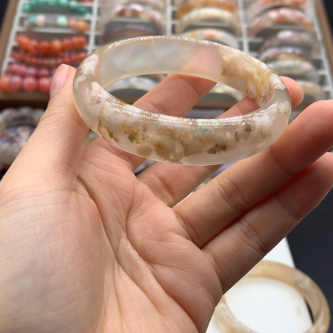 【闪购商品】玛瑙/玉髓戒指未镶嵌你**亮