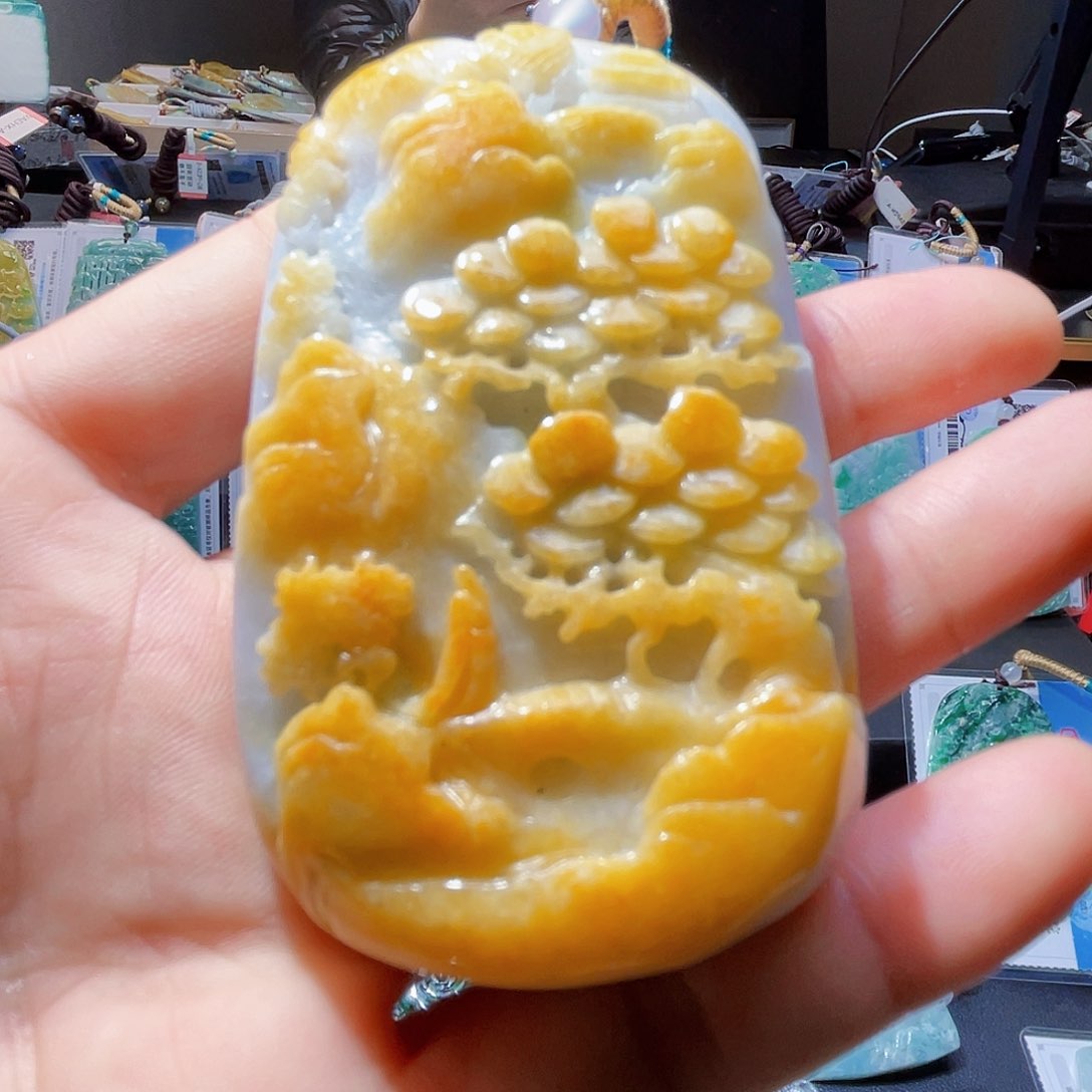 颈饰未镶嵌翡翠一