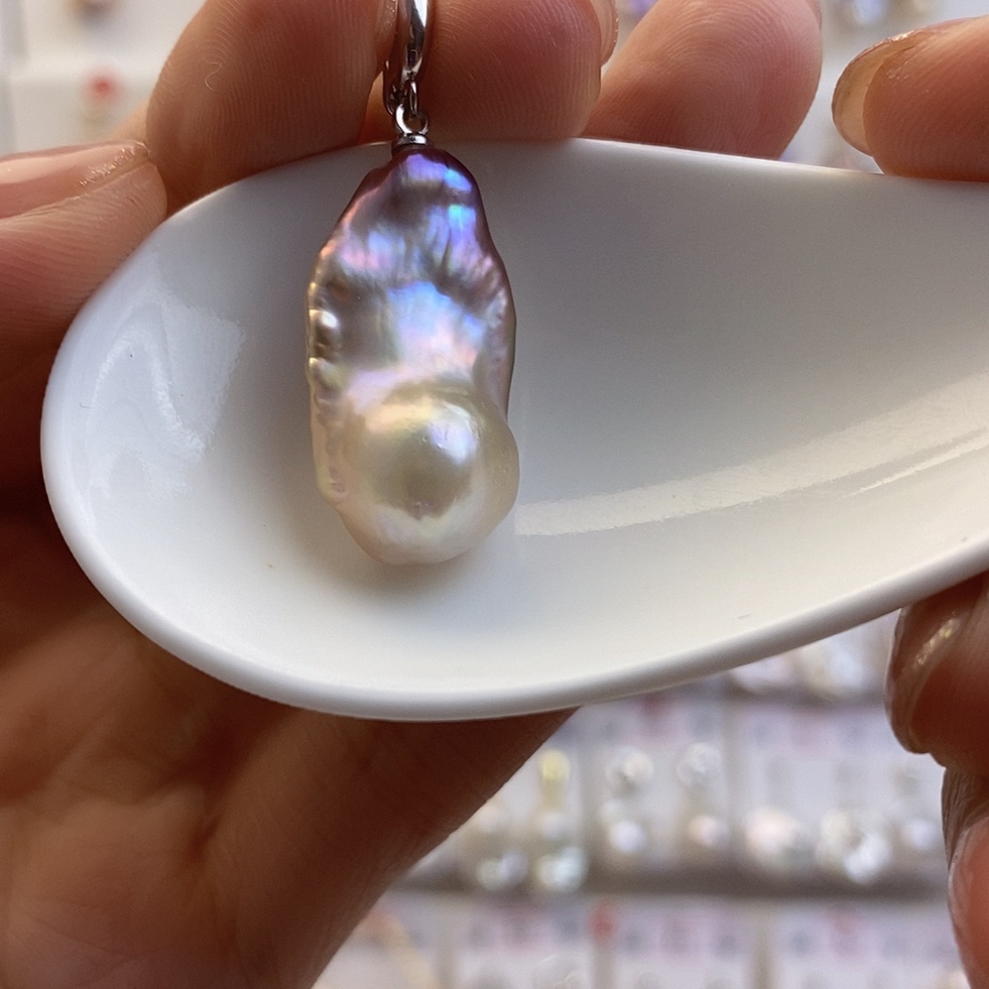 淡水珍珠颈饰银S925镶嵌勘****椅