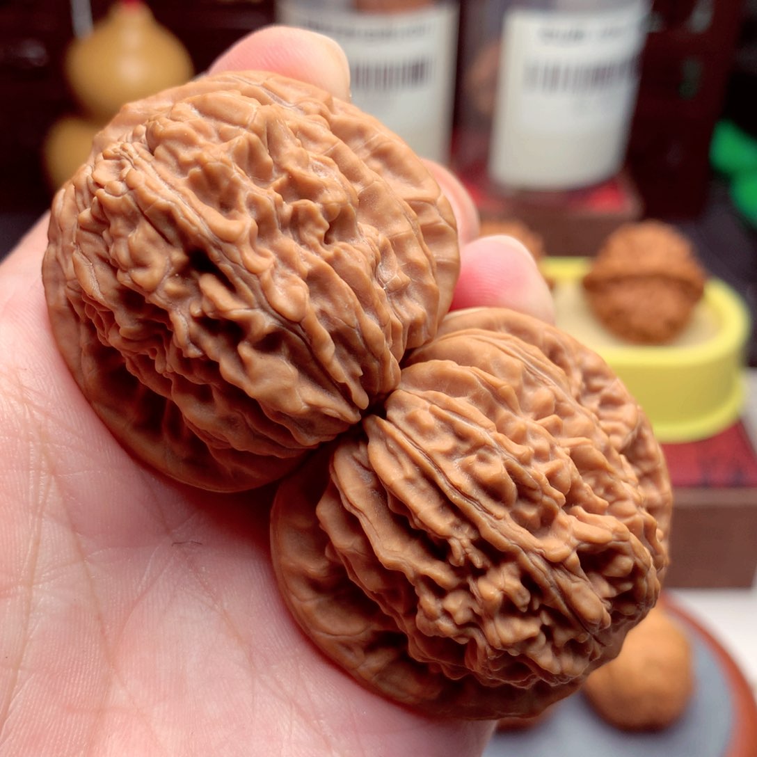 文玩核桃把件沈**?汉高楼全品巨重  1号