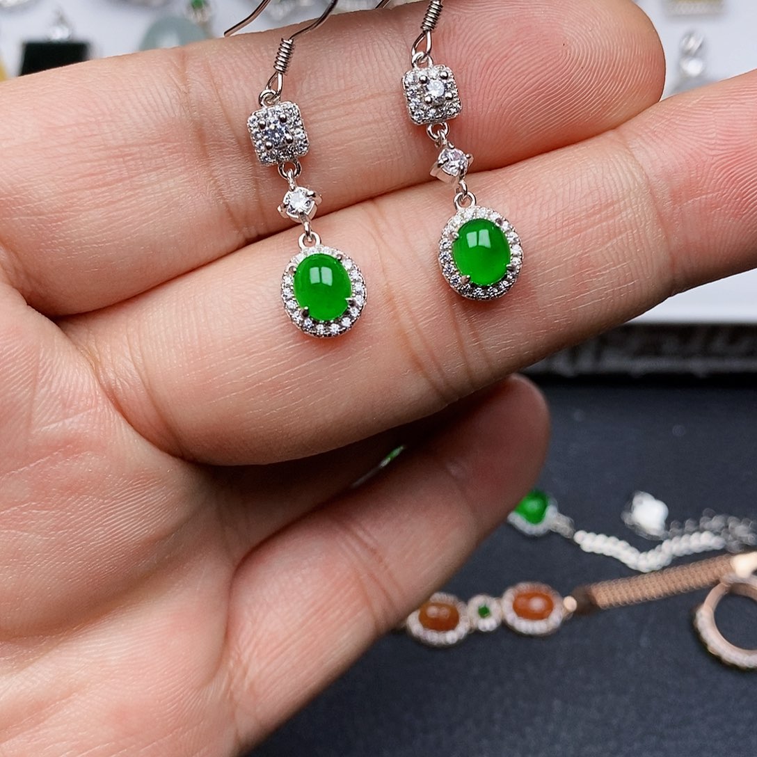 翡翠耳饰银S925镶嵌Y**O耳饰