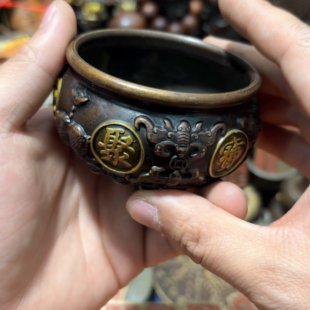 铜器摆件收收藏藏