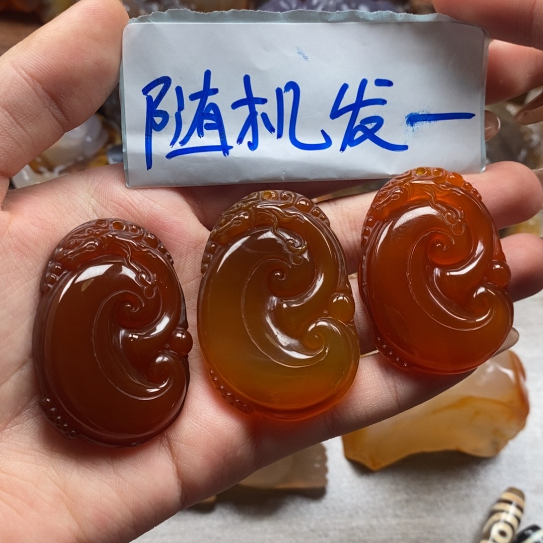 玛瑙/玉髓未镶嵌颈饰