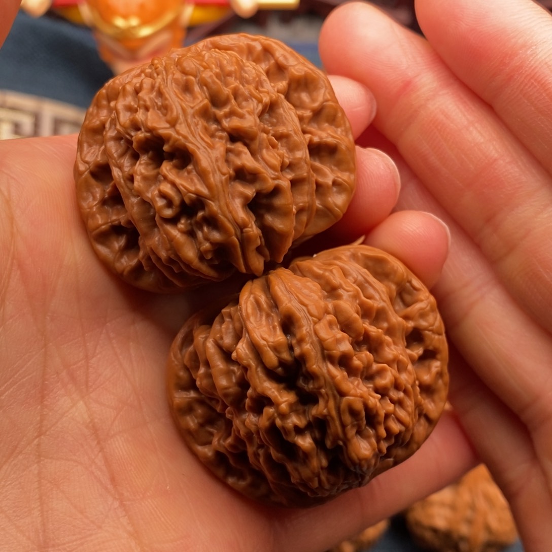 文玩核桃把件42平谷楼