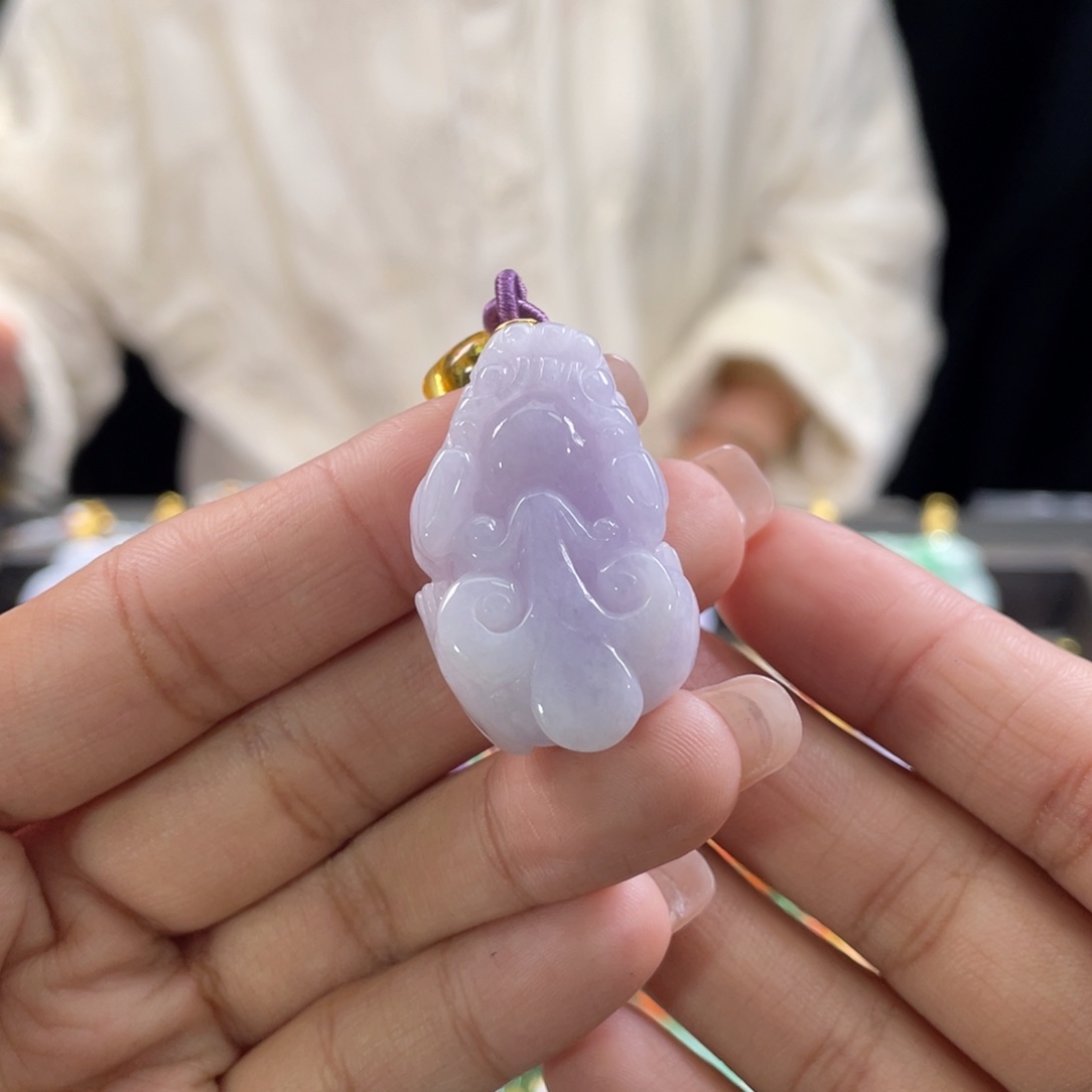 翡翠颈饰未镶嵌代编织