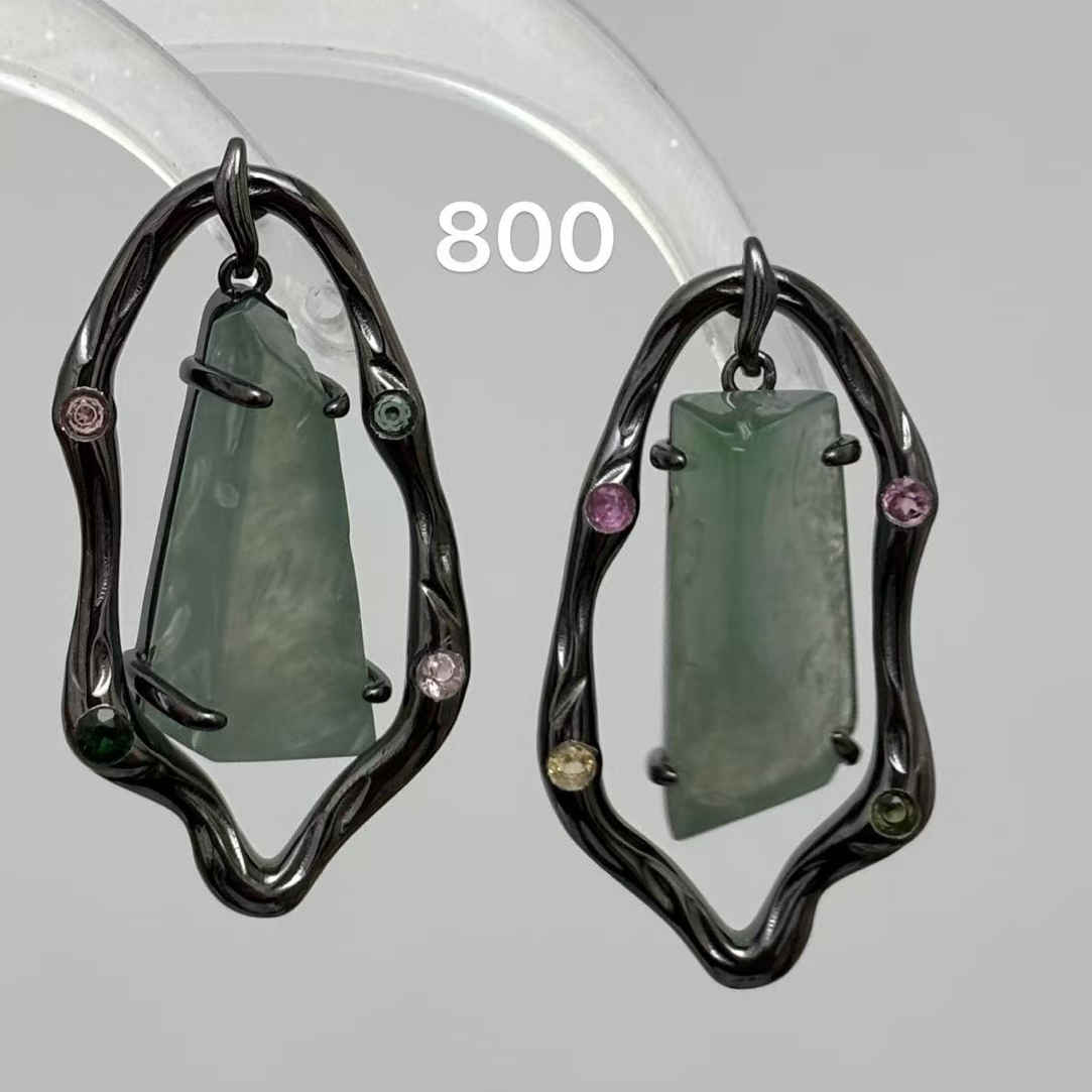 天然翡翠设计款耳饰