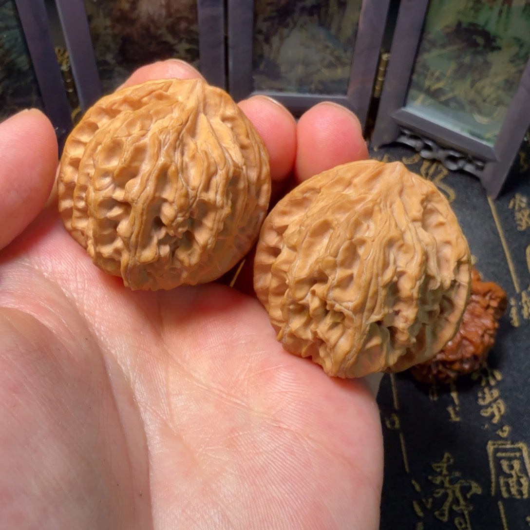 文玩核桃吊坠苹果39