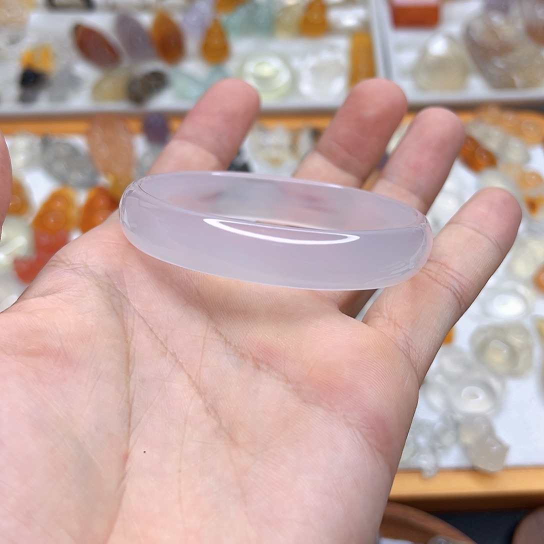 未镶嵌颈饰玛瑙/玉髓