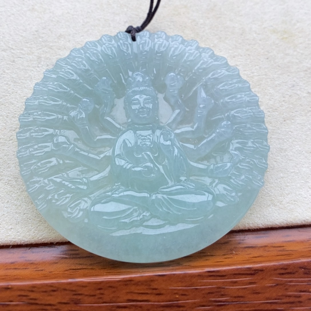 翡翠未镶嵌颈饰吊坠