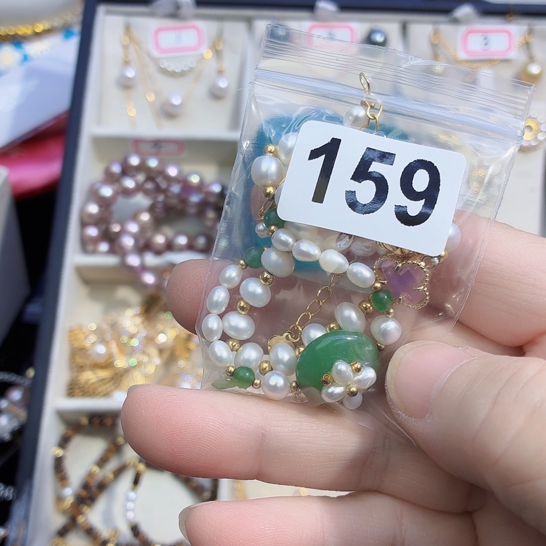 淡水珍珠合金耳饰