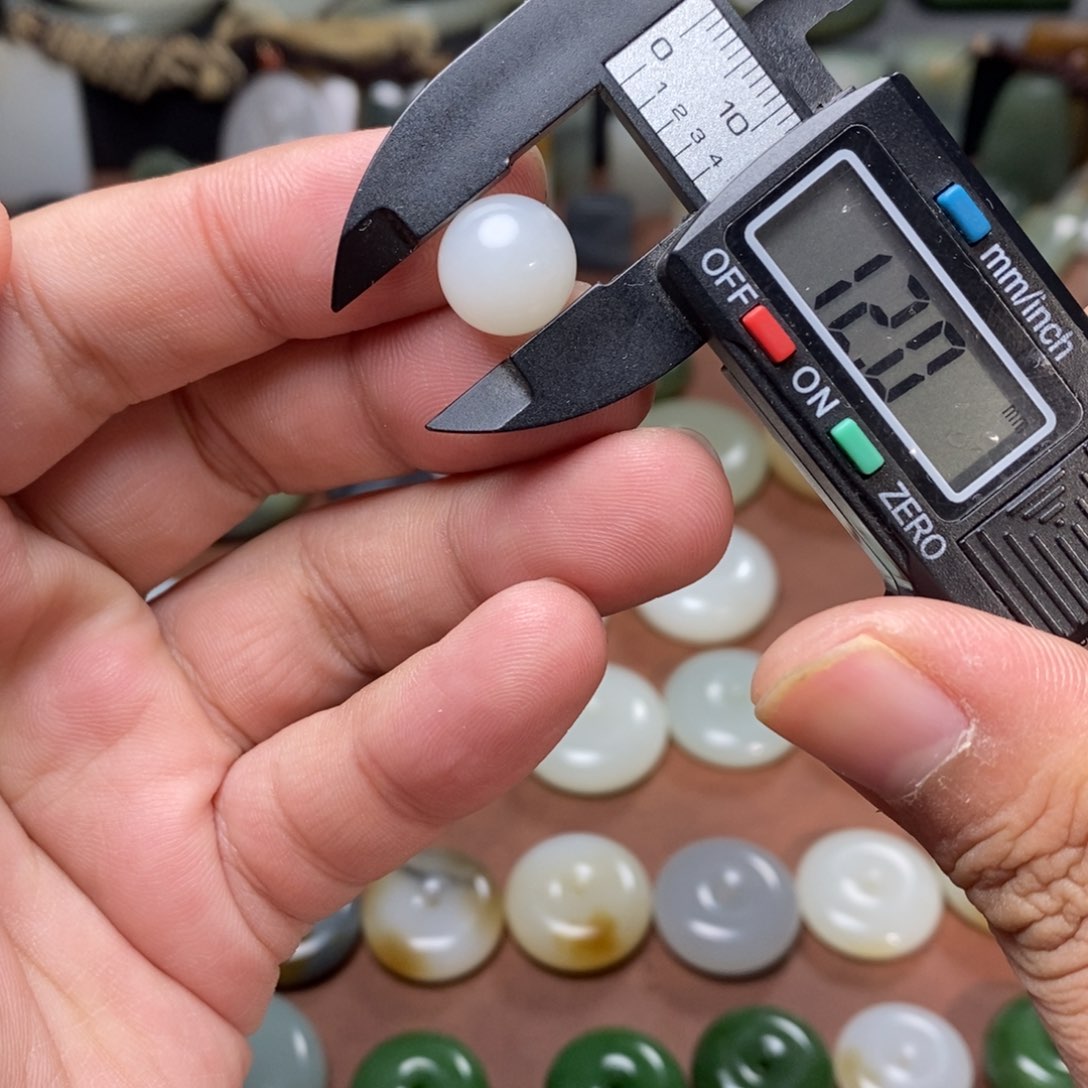 和田玉吊坠(不含链)未镶嵌