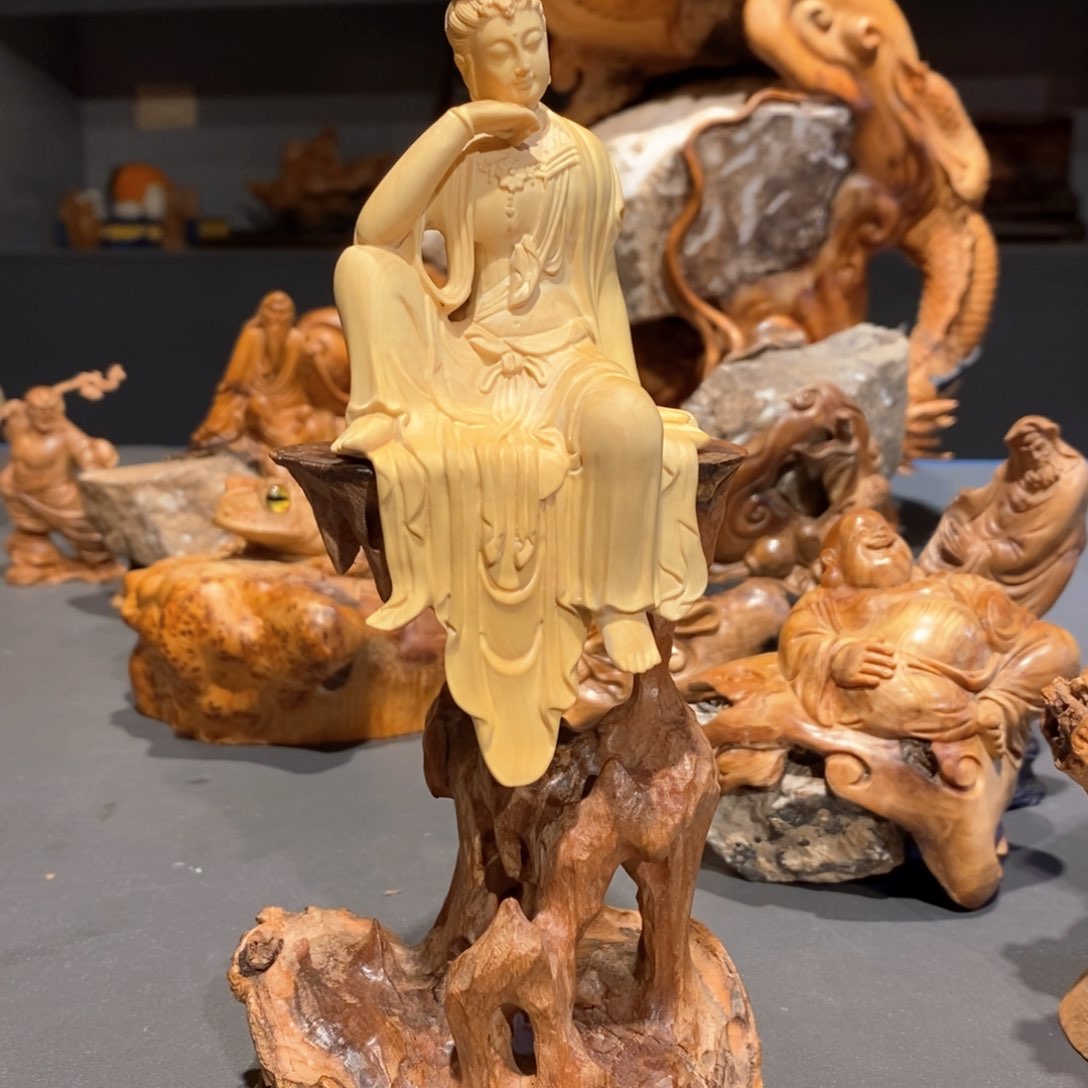 黄杨木用****9观音观自在加底座