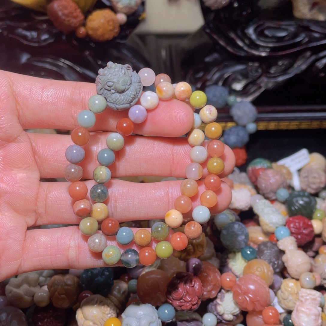 石英质玉手链未镶嵌