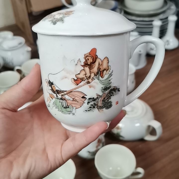 瓷片诗词三打白骨精盖杯