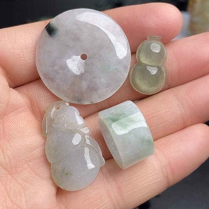 颈饰未镶嵌翡翠天然翡翠