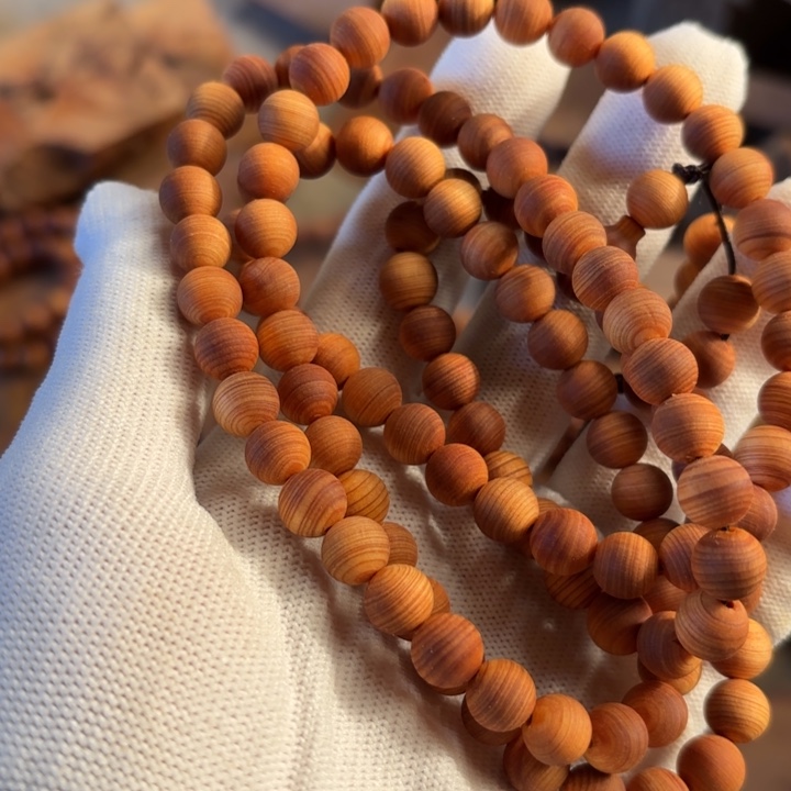 嵩***哥柏木0.8的108红油毛坯多圈