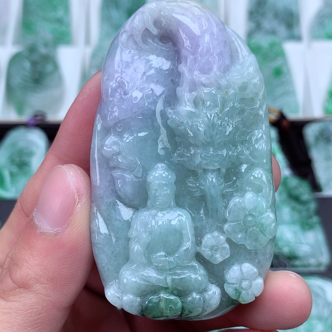 翡翠颈饰未镶嵌翡翠吊坠