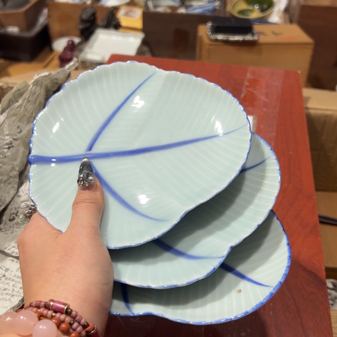 好看的瓷器小杯杯