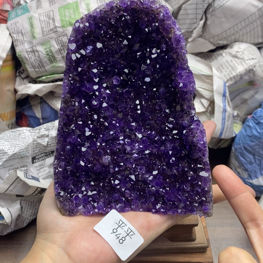 未镶嵌水晶大型摆件（非配饰）