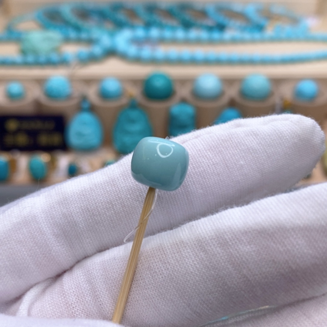 L***o绿松石未镶嵌珠宝奇石10.3mm