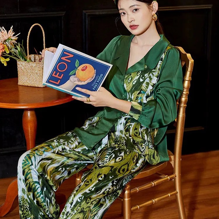 冰丝睡衣女春秋新款绿色印花长袖可外穿家居服