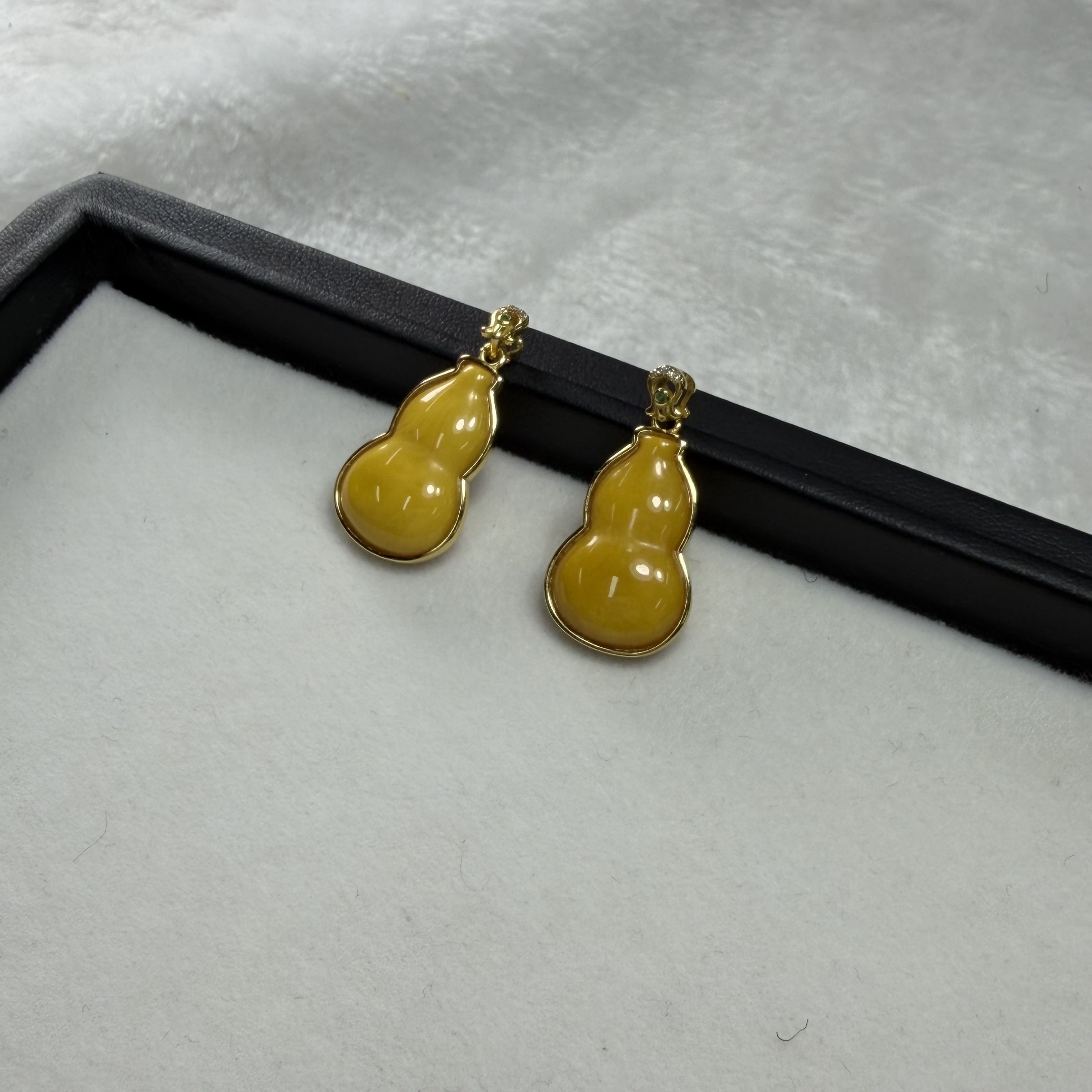 【睿泽赏宝】S925蜜蜡吊坠多样性发一/有瑕 20*12*2 KS0050267