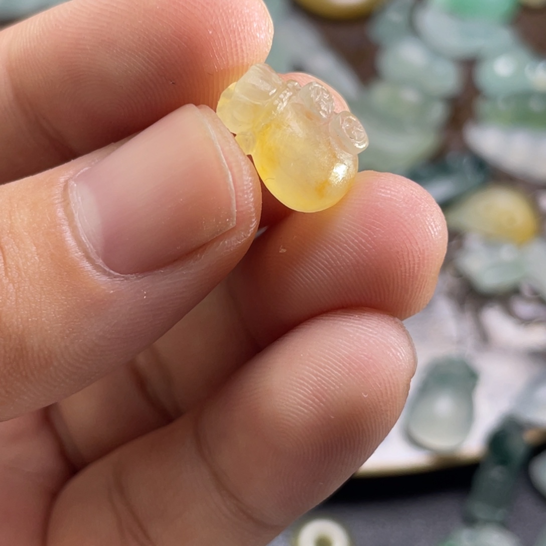 定制翡翠未镶嵌钱袋