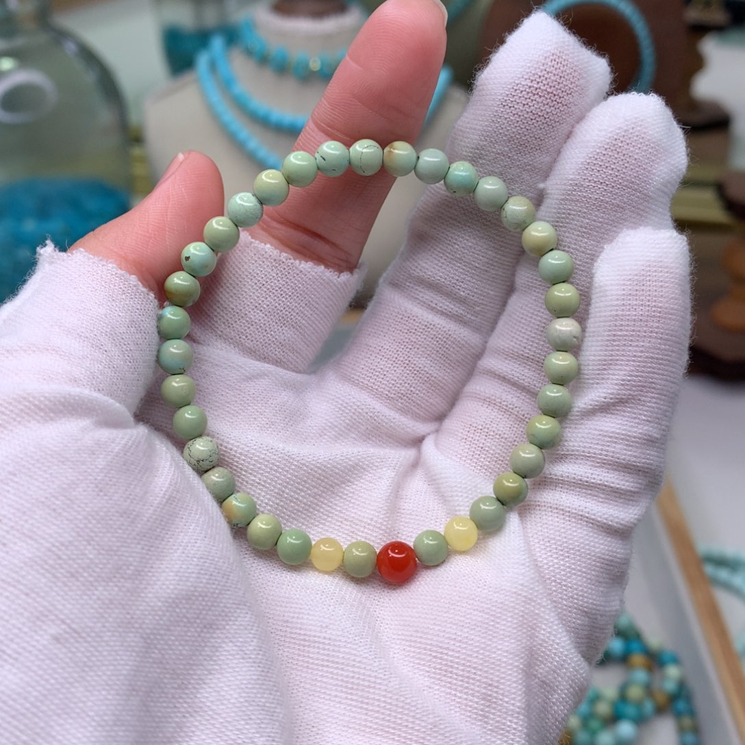 绿松石配饰未镶嵌