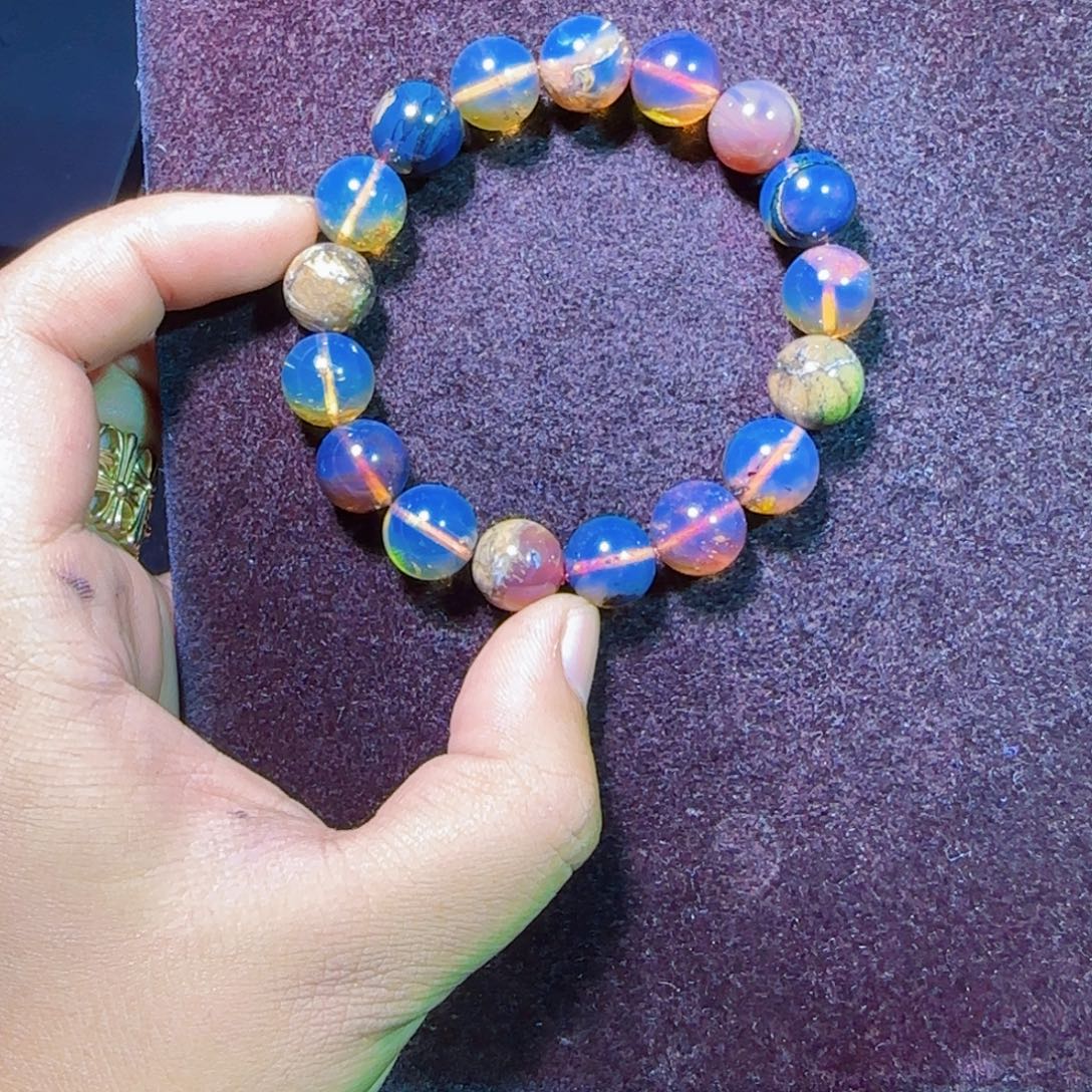 琥珀未镶嵌裸石琥珀