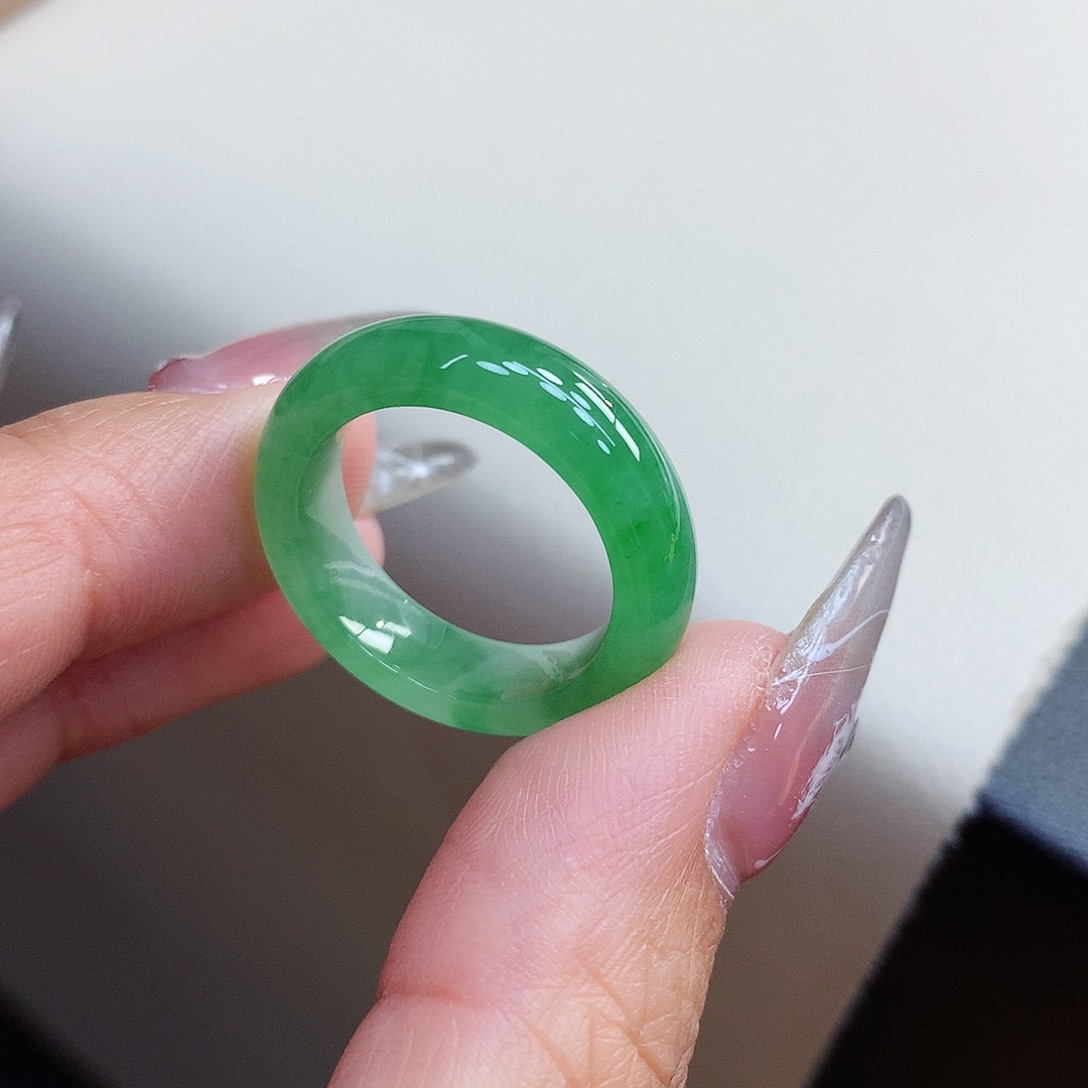 翡翠戒指未镶嵌18号