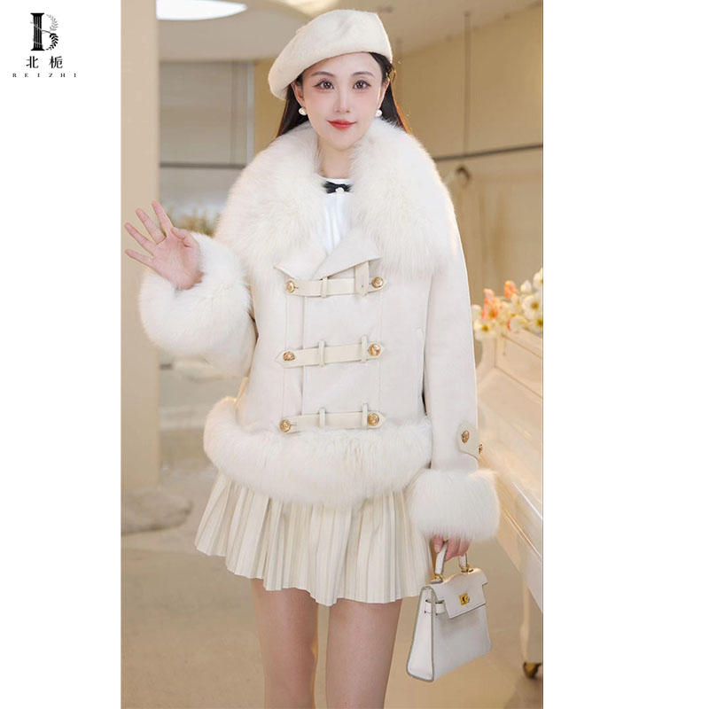 【皮畔】狐狸毛皮畔羽绒皮草810903