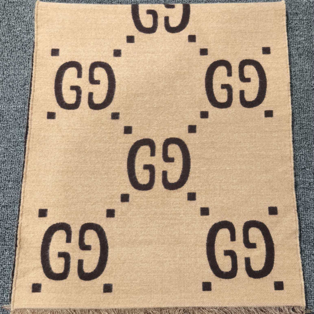 99新 GUCCI/古驰 焦糖色双面满印围巾/35*190cm/99272