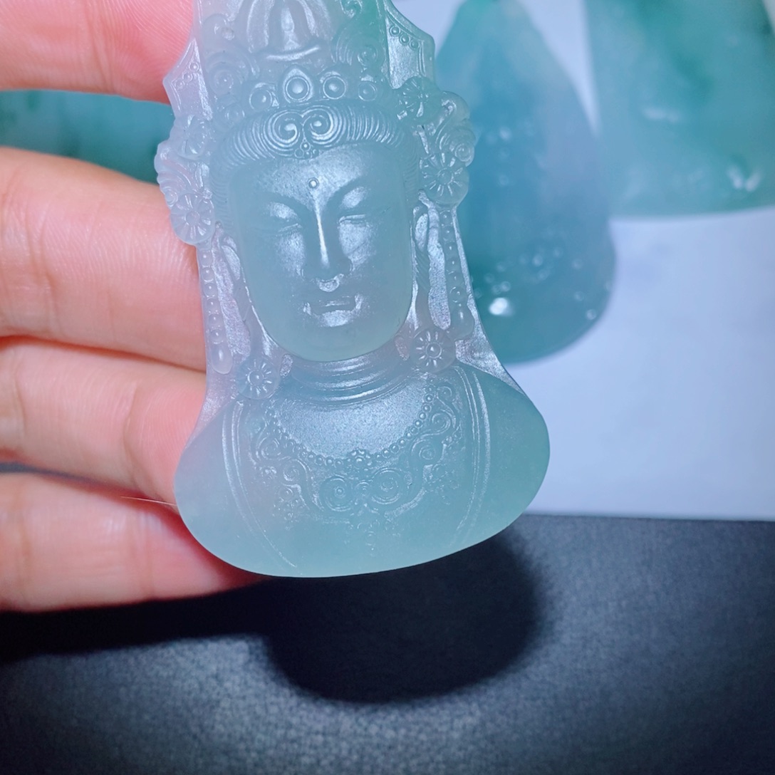 定制翡翠未镶嵌吊坠