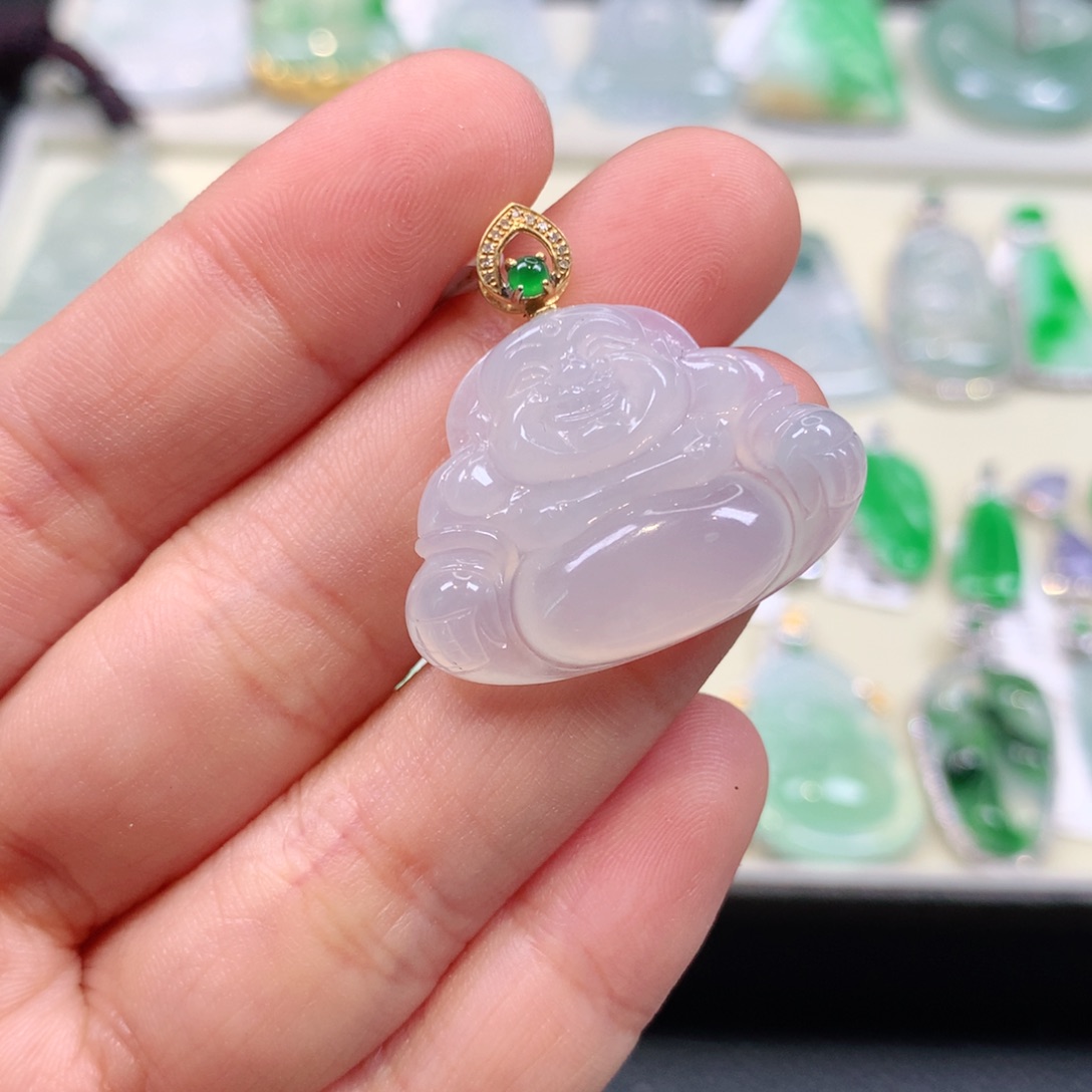 翡翠18K金镶嵌颈饰佛