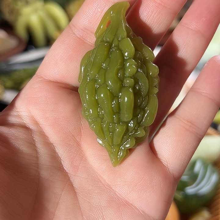 蛇纹石玉苦瓜未镶嵌