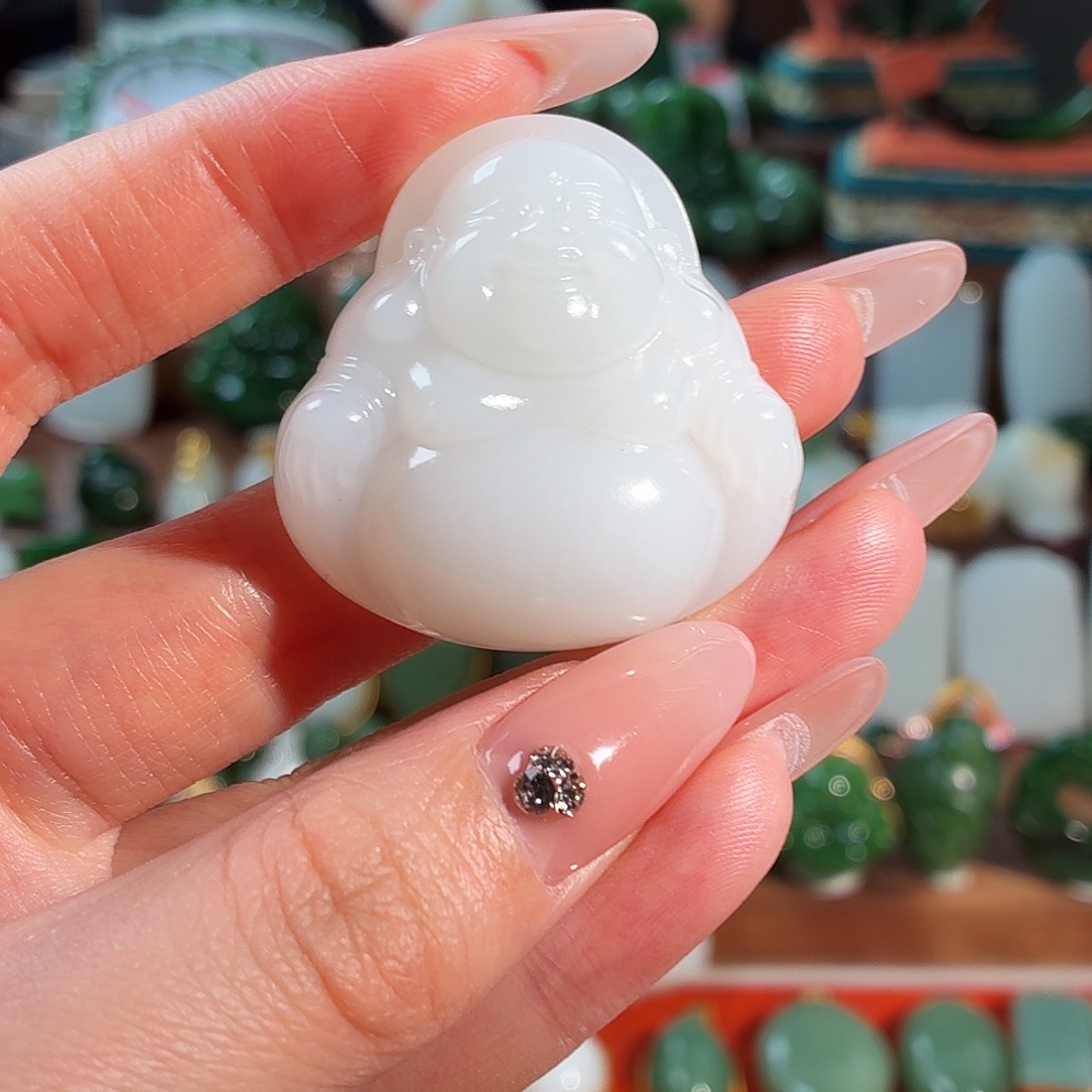 橙****和田玉未镶嵌颈饰