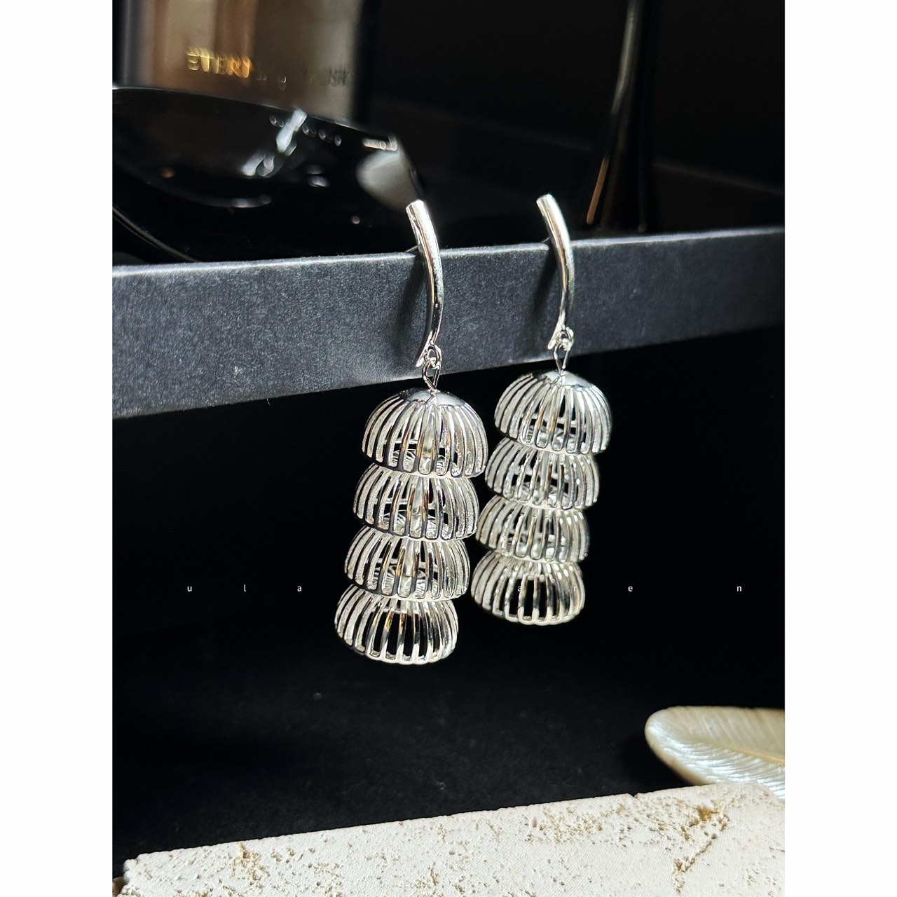 铜合金耳饰 「笼中月」灵动镂空乐章耳环女时尚高级感长款吊坠耳饰