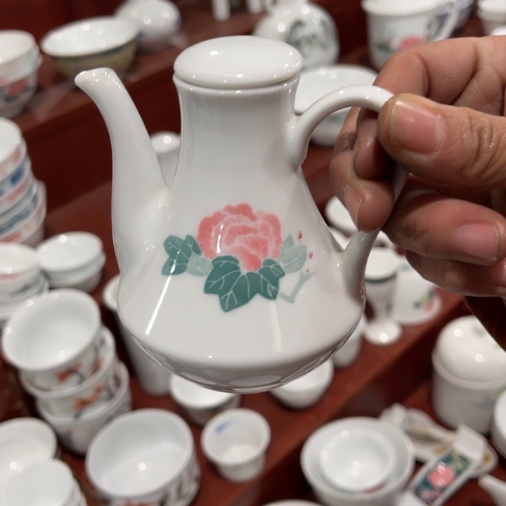 醴陵高温瓷釉下手绘120毫升