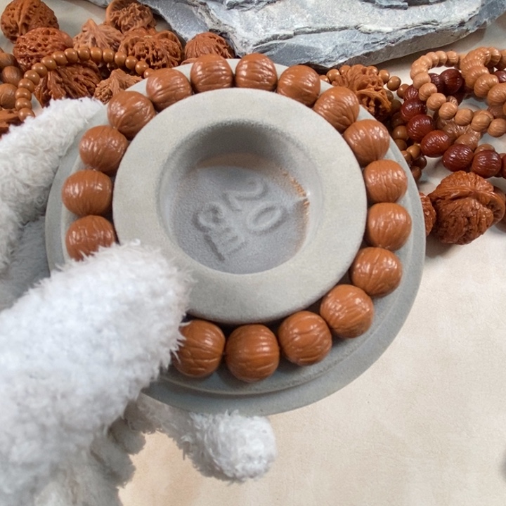 陈***弟吊坠猴头核桃三维同尺聚宝盆13