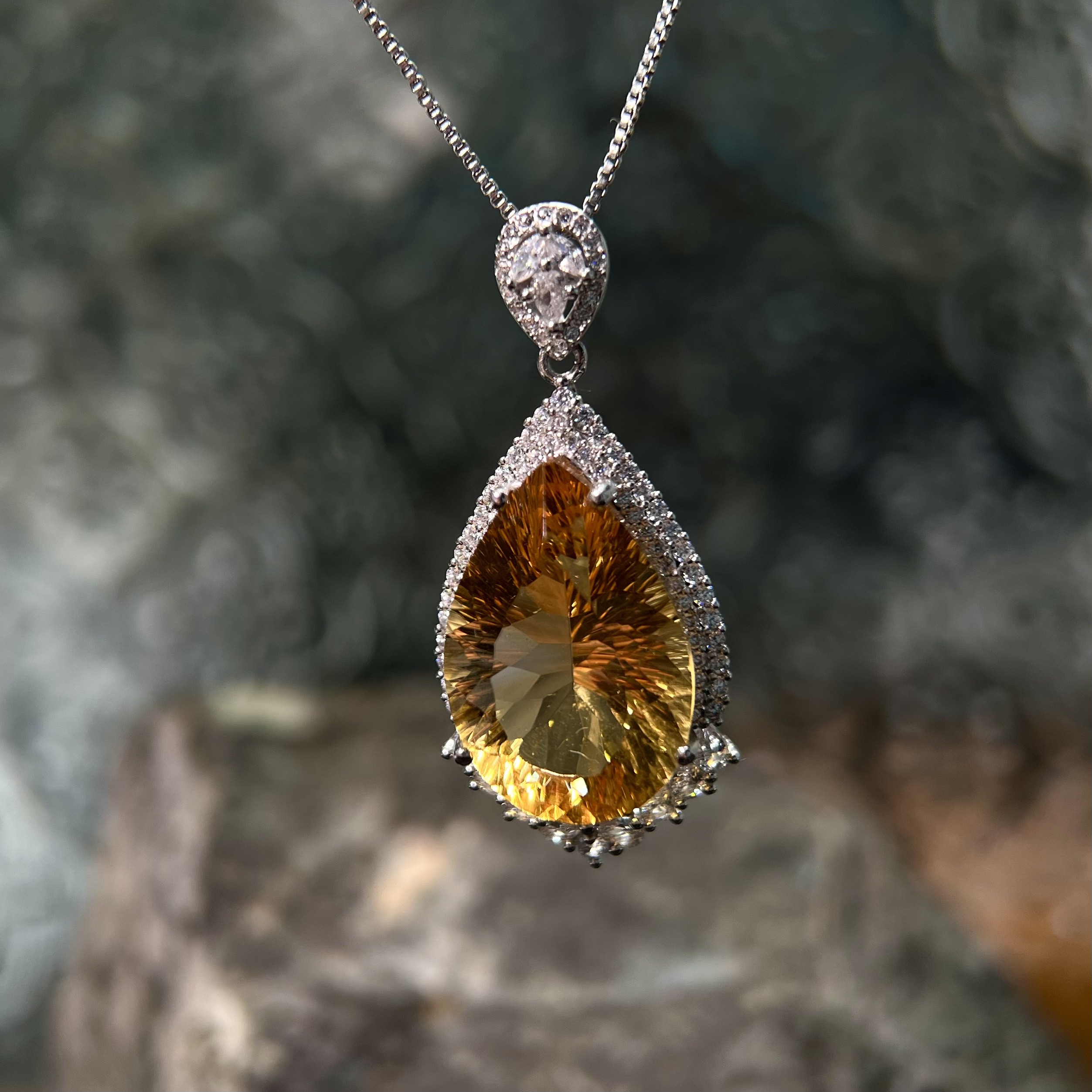 黄晶（黄水晶）吊坠 KT24031233