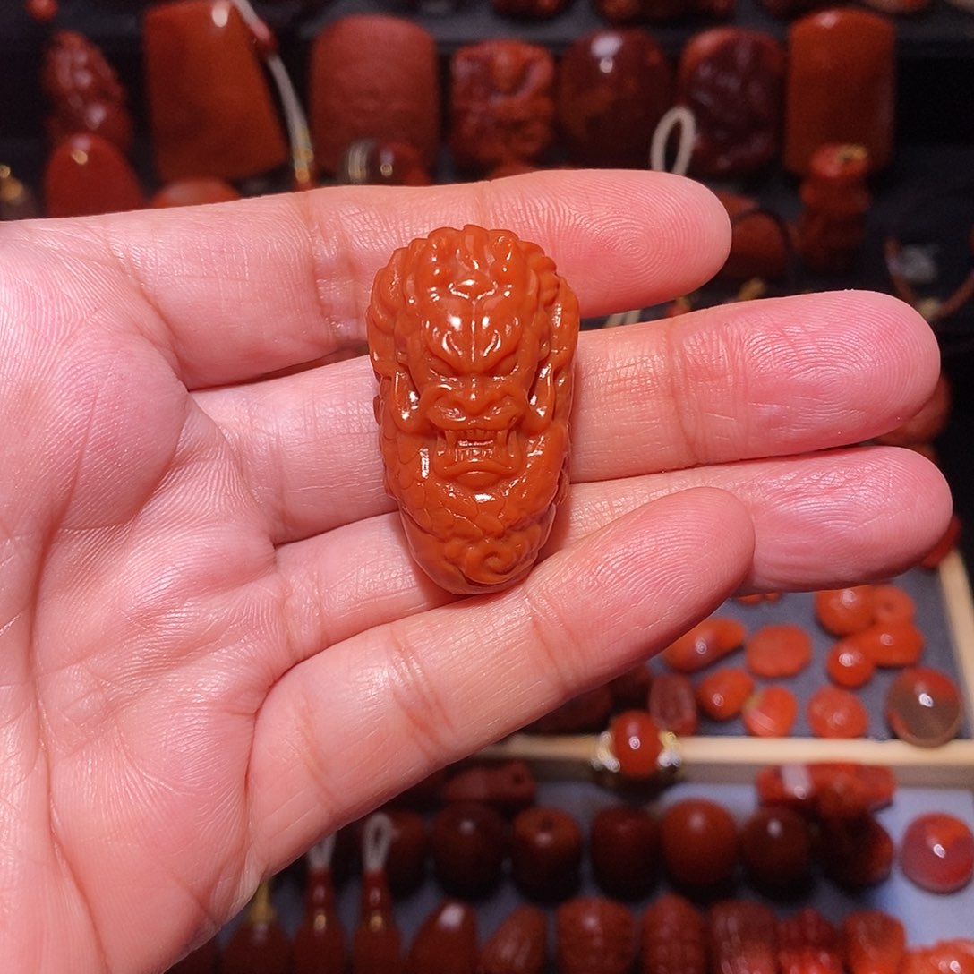 南红玛瑙未镶嵌精工大三通21对孔