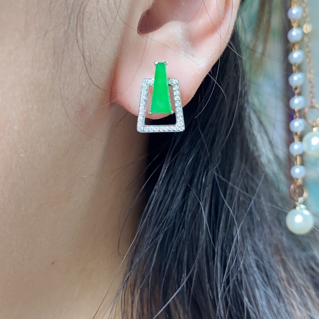 翡翠18K金镶嵌耳饰无事牌耳钉 一对发货