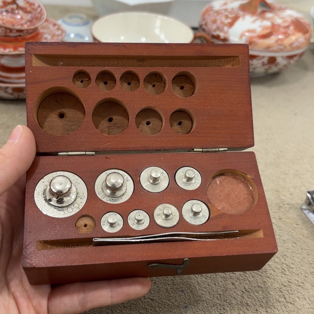 瓷片非常好看漂亮的物品 