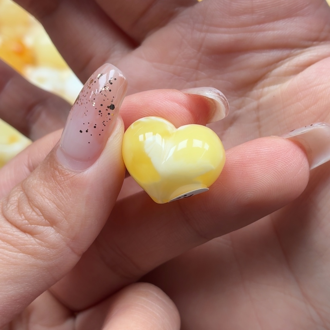 琥珀未镶嵌裸石蜜蜡