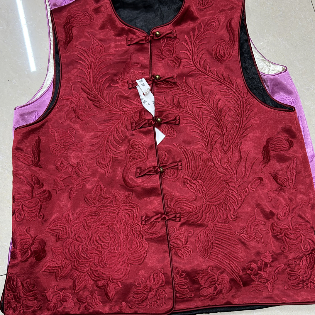 新中式国风重工定位绣花马夹