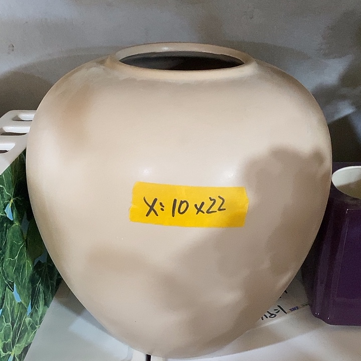 陶瓷花盆有孔 瑕疵介意勿拍 