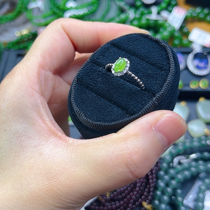 和田玉银S925镶嵌颈饰