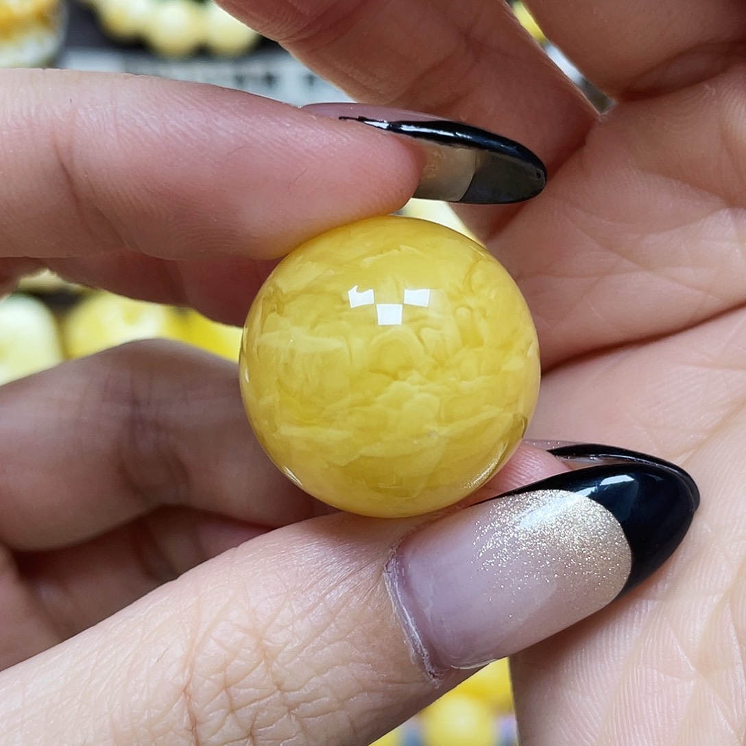 琥珀珠宝奇石未镶嵌23.8mm微瑕